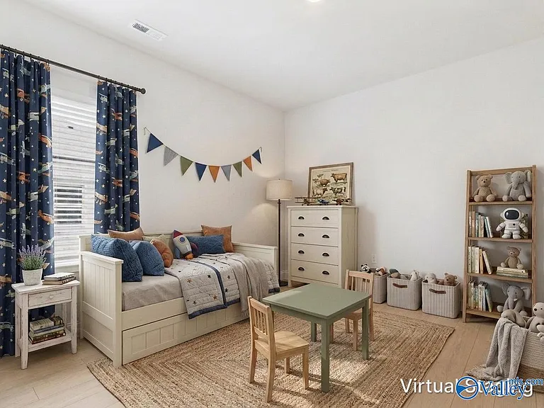 22619 Donahue Dr — Photo 32