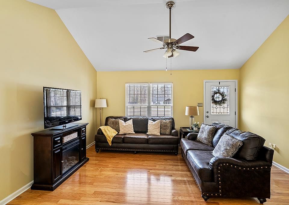 416 Woodlawn Rd, Greenwood, SC 29646 Zillow