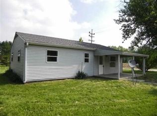 111 E Maple St N, Mentone, IN 46539