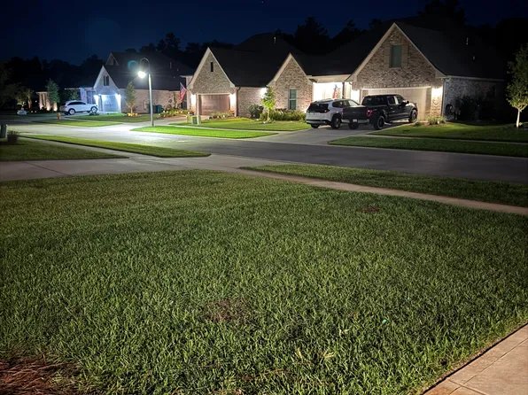 7166 Village Ln, Pensacola, FL 32504