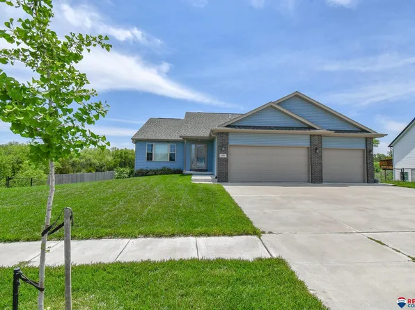 4121 W Milton Rd, Lincoln, NE 68528