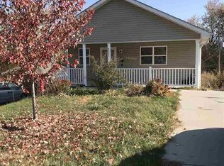 4527 N 37th St, Omaha, NE 68111