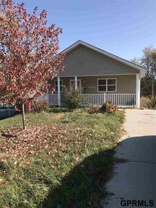4527 N 37th St, Omaha, NE, 68111