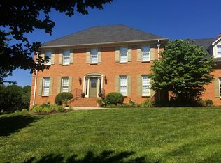 8302 Strathmore Ln, Roanoke, VA