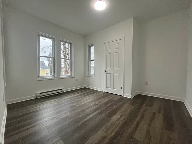 61 Fox St #1 — Photo 6