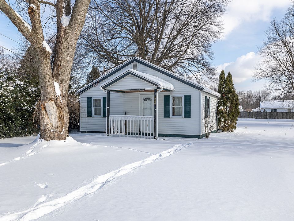 1st image of 988 Oakwood Blvd