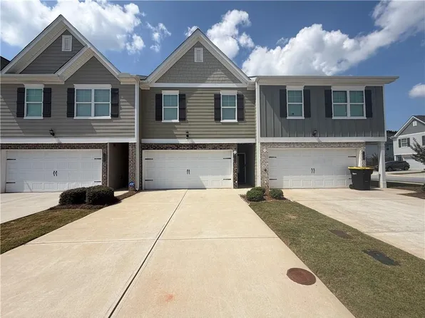 11633 Mendenhall Ct, Hampton, GA 30228