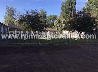 1816 Elizabeth Blvd APT 2, Twin Falls, ID 83301