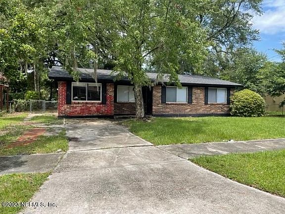 2nd image of 5142 Acoma Ave