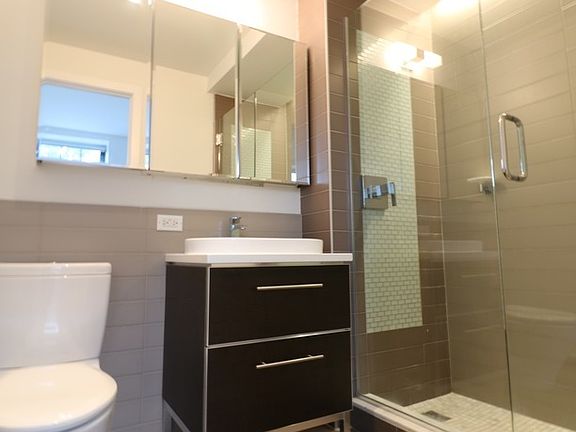 5th image of 10 Saint Pauls Pl APT 5R