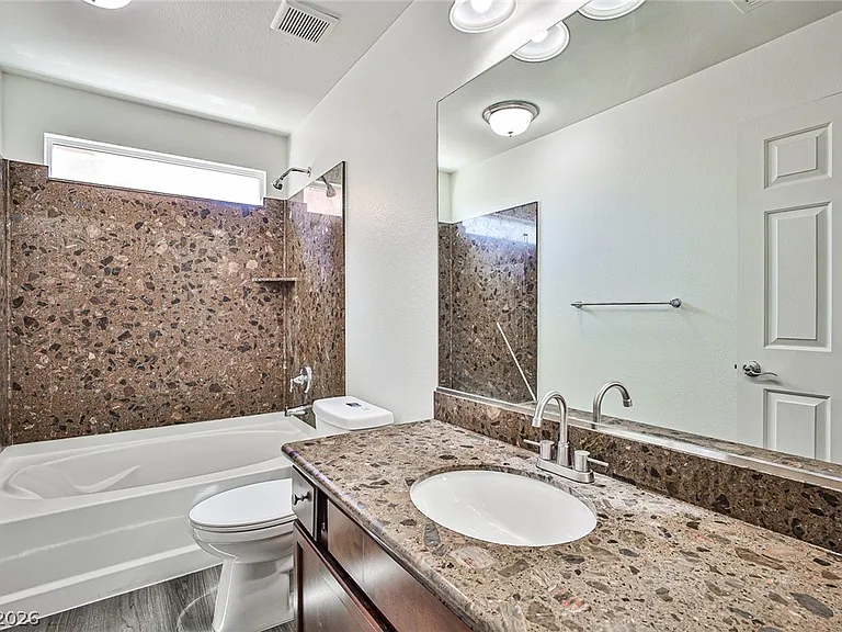 6744 Philharmonic Ave — Photo 16