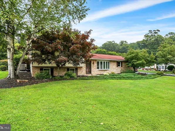 449 Elder Trl, New Cumberland, PA 17070