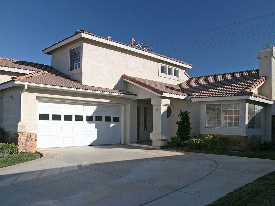   Front House View