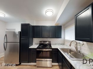 212 S Fairview Ave, Lansing, MI 48912