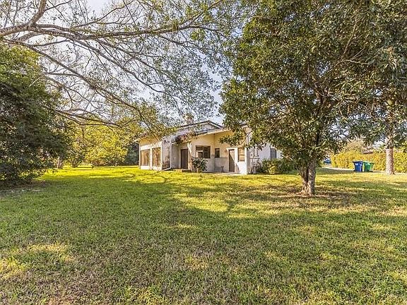 3rd image of 4031 NW 96th Avenue