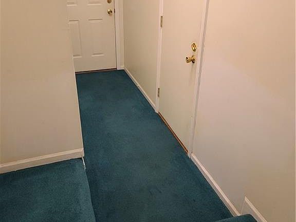 2nd image of 722 Oakleaf Dr