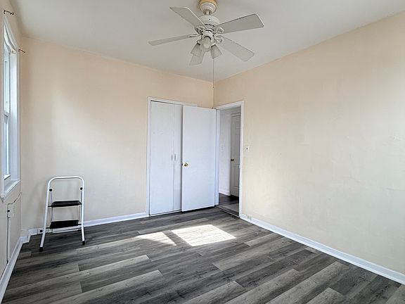 4th image of 4628 Utopia Pkwy Floor 2