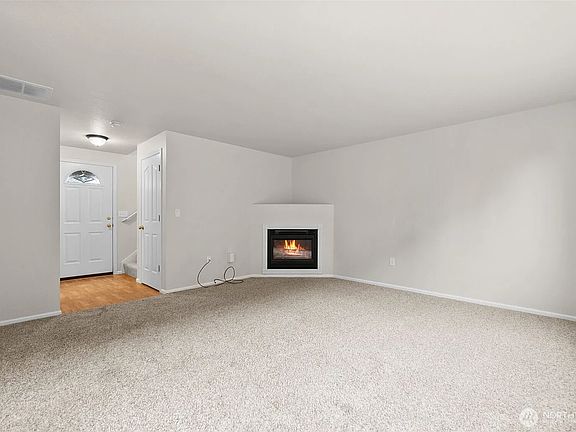 5th image of 2422 Olympia Ave NE #2422