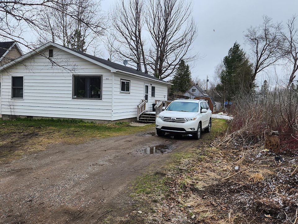 1st image of 1053 E Spruce St