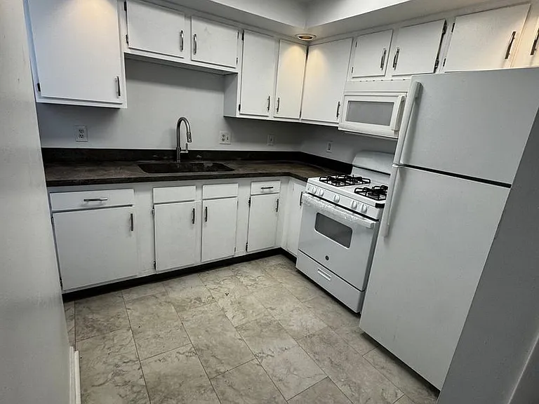 205 South Millvale Avenue — Photo 5