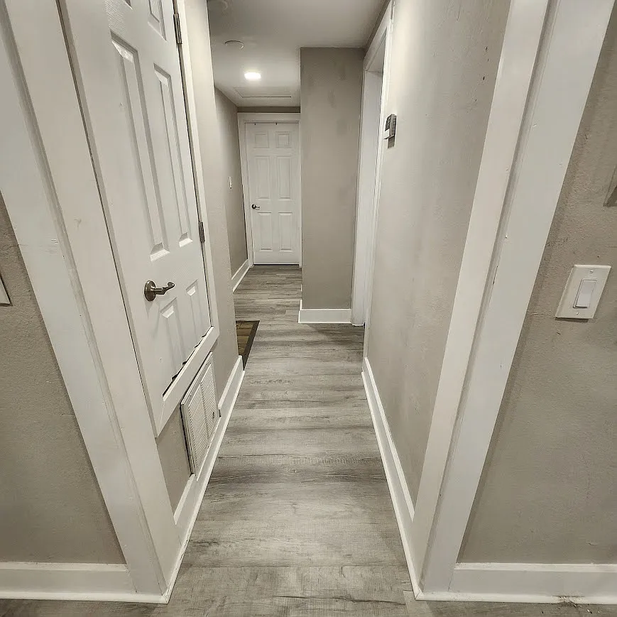 2 bed, 1100 sqft, $2,400 — Photo 4