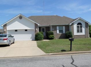 2703 W 23rd Ter, Joplin, MO 64804