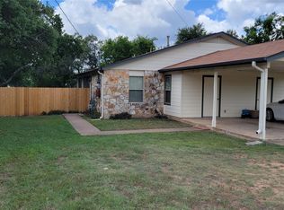 800 Osage Dr APT A, Leander, TX 78641