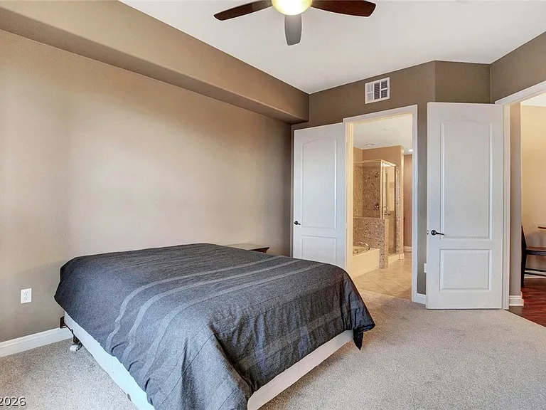 62 E Serene Ave #414 — Photo 35