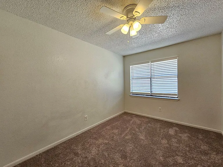 1815 Cedarhill Dr #A-D — Photo 14