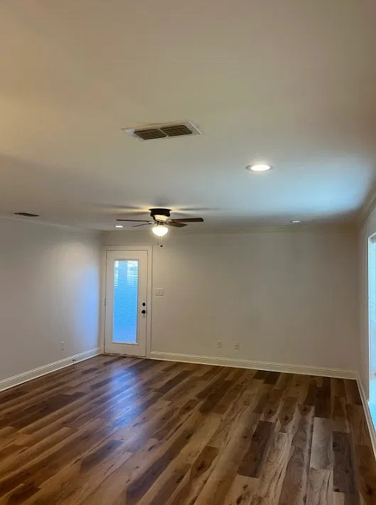 2 bed, 1000 sqft, $1,550 — Photo 4