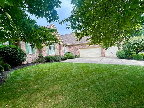 3rd image of 9750 Colonial Dr