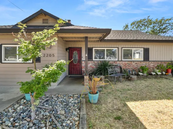 2205 Tevis Rd, Sacramento, CA 95825