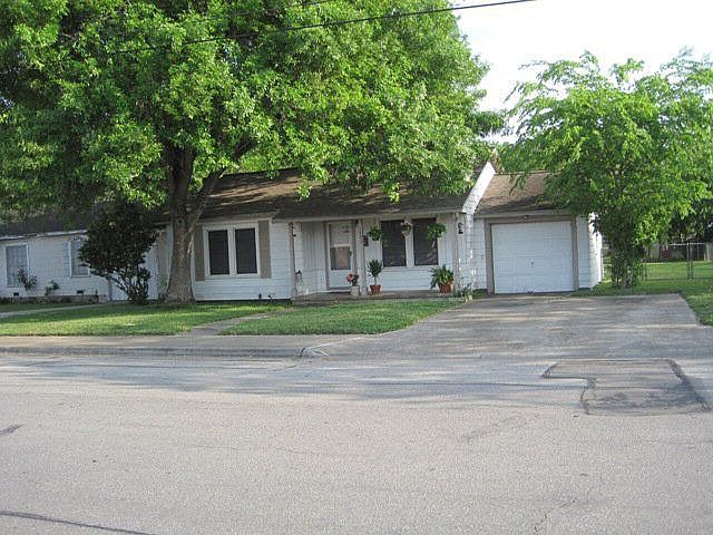 Apr 1 2011