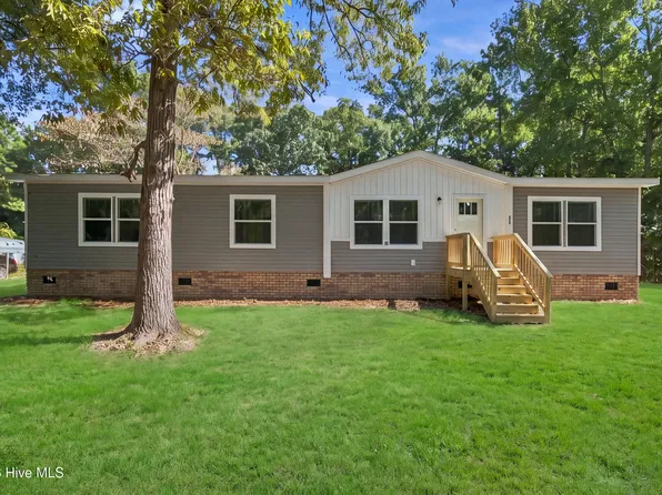 520 Lanier Avenue, Rocky Point, NC 28457
