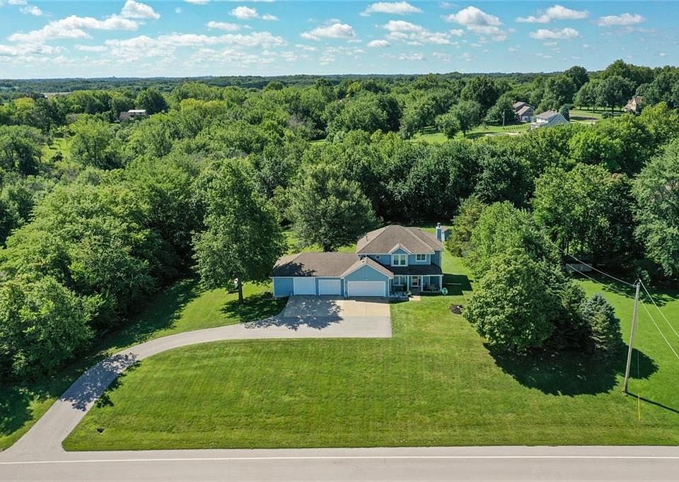 12575 McIntyre Rd, Leavenworth, KS 66048 | Zillow