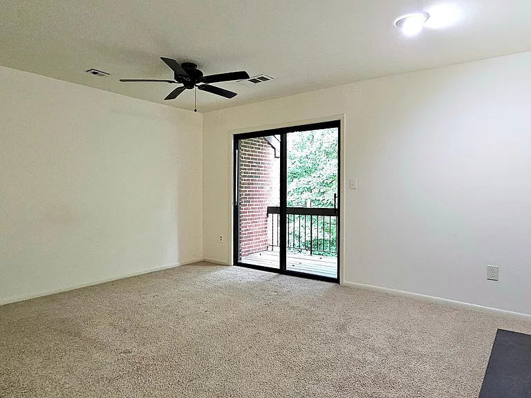 8729 Sheridan Farms Ct — Photo 25