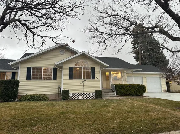 445 S Circleway Dr, Cedar City, UT 84720