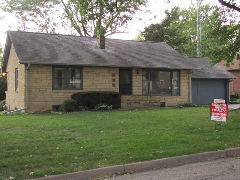 1st image of 2305 S 47th St