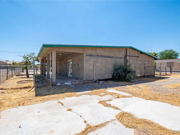 2nd image of 1343 E Levee Way