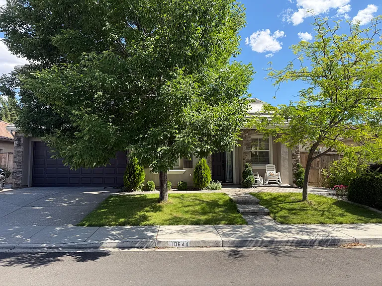 10644 Fire Poppy Cir — Photo 2