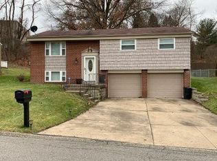 220 N Vireo Dr, Mc Kees Rocks, PA 15136