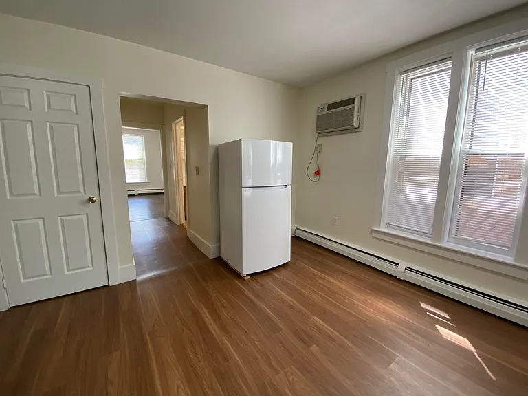 616 Union St #3 — Photo 10