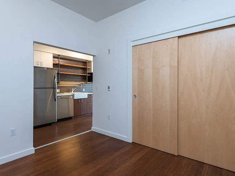Central Eastside Lofts | Westmoreland Bedroom