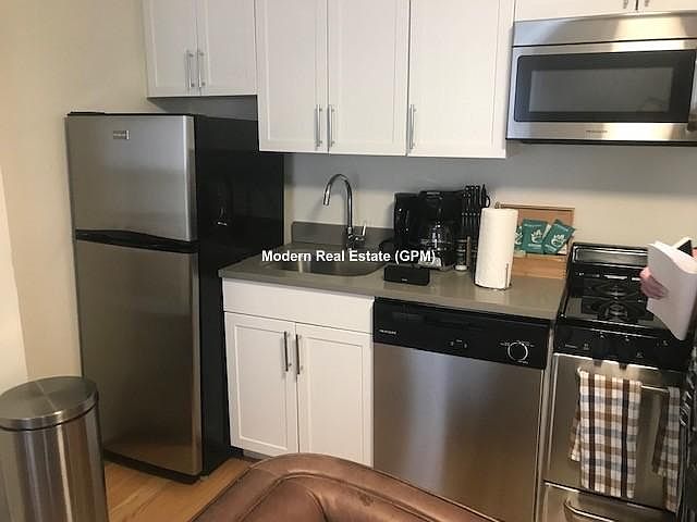 2nd image of 37 E Springfield St #B