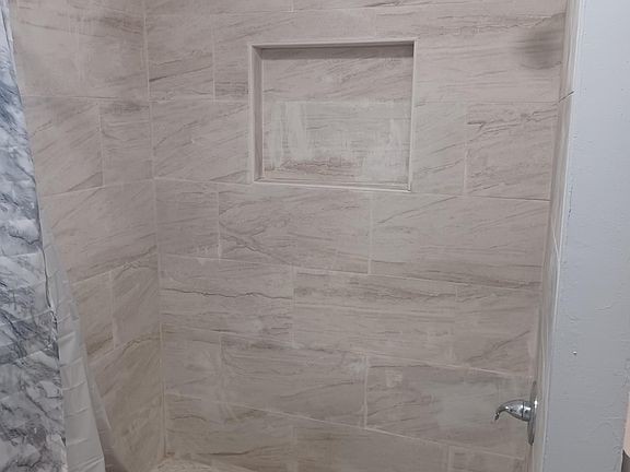 2nd image of 238 W 13th St APT 4