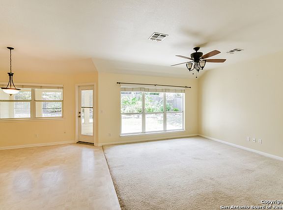 3rd image of 2029 Bentwood Dr