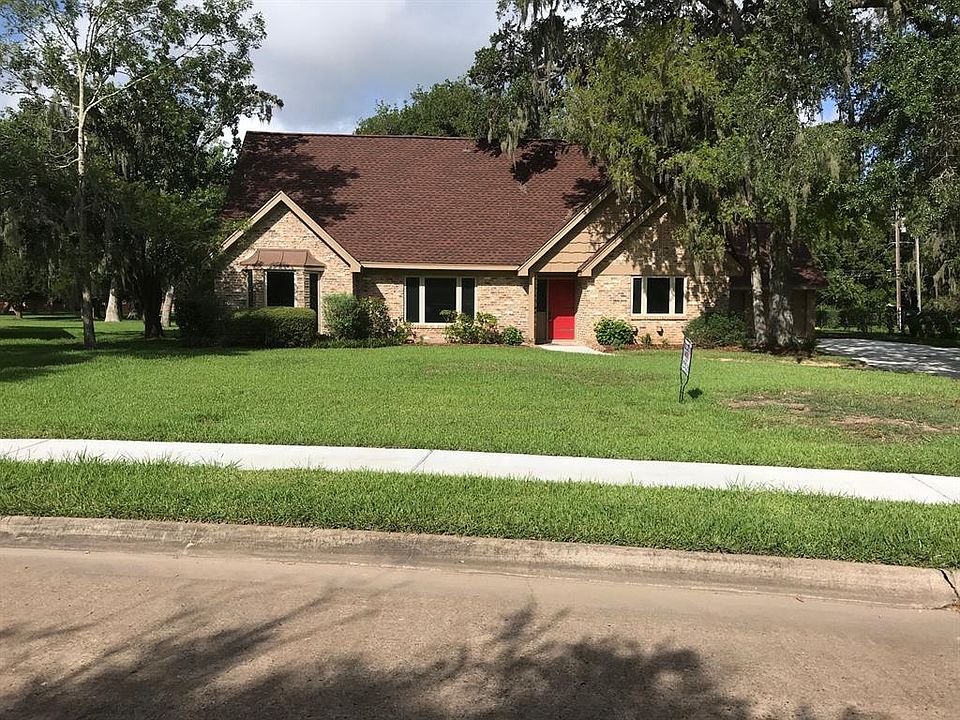1st image of 114 Hyacinth St
