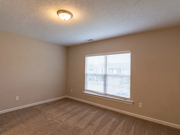 453 Arrowwood Dr — Photo 21