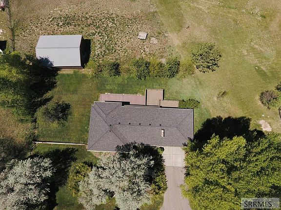3rd image of 595 N Murdock Ln