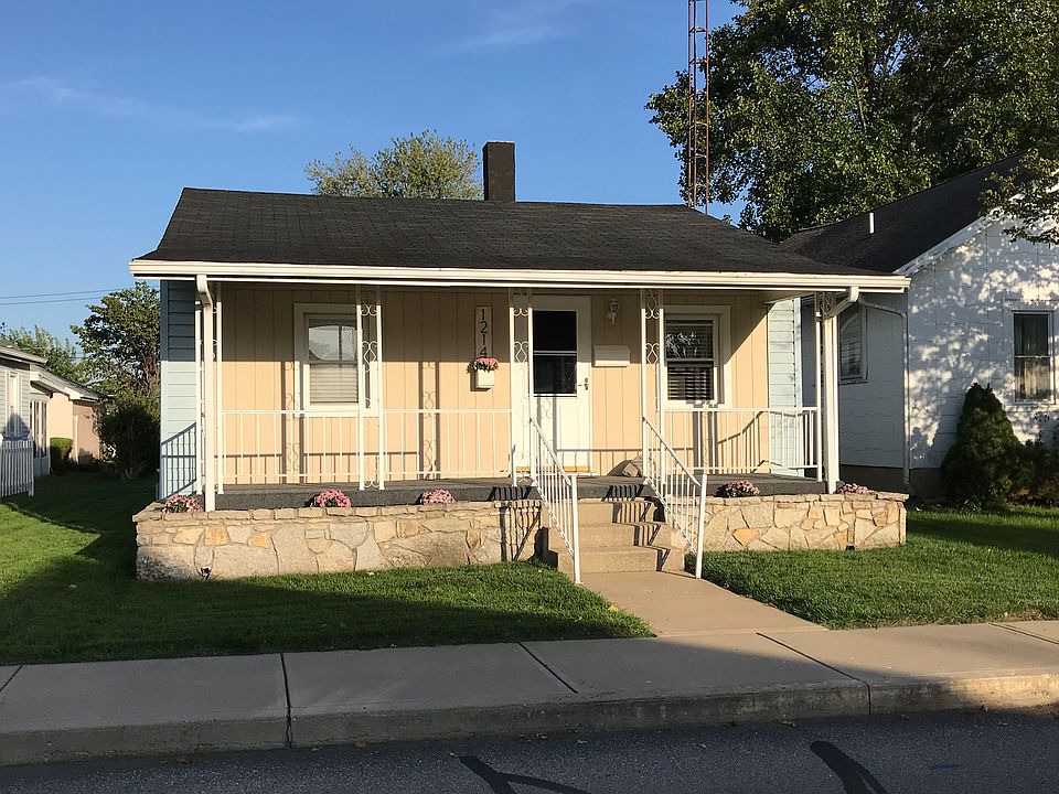 1st image of 1214 N Willow St